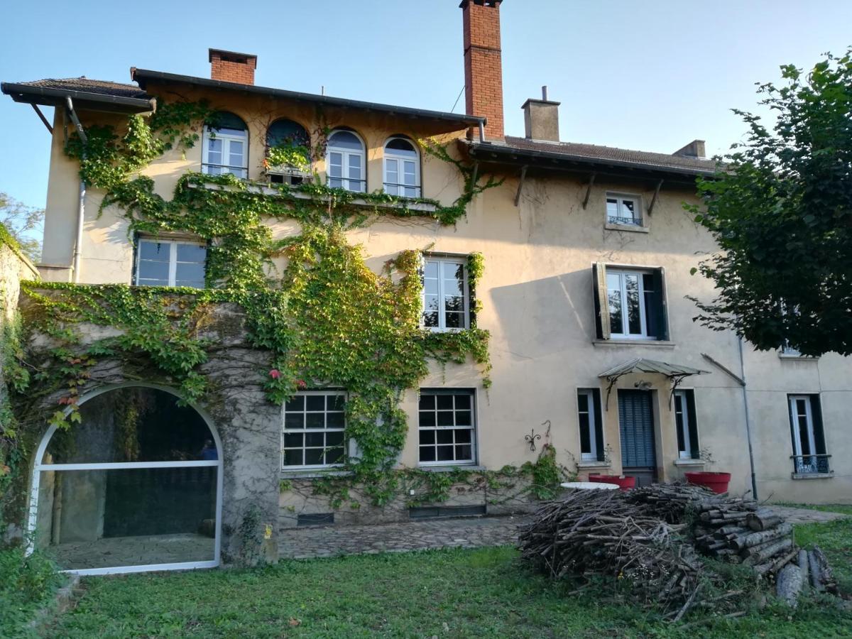 Le Clos Des Soyeux Saint-Victor-sur-Rhins Exterior foto